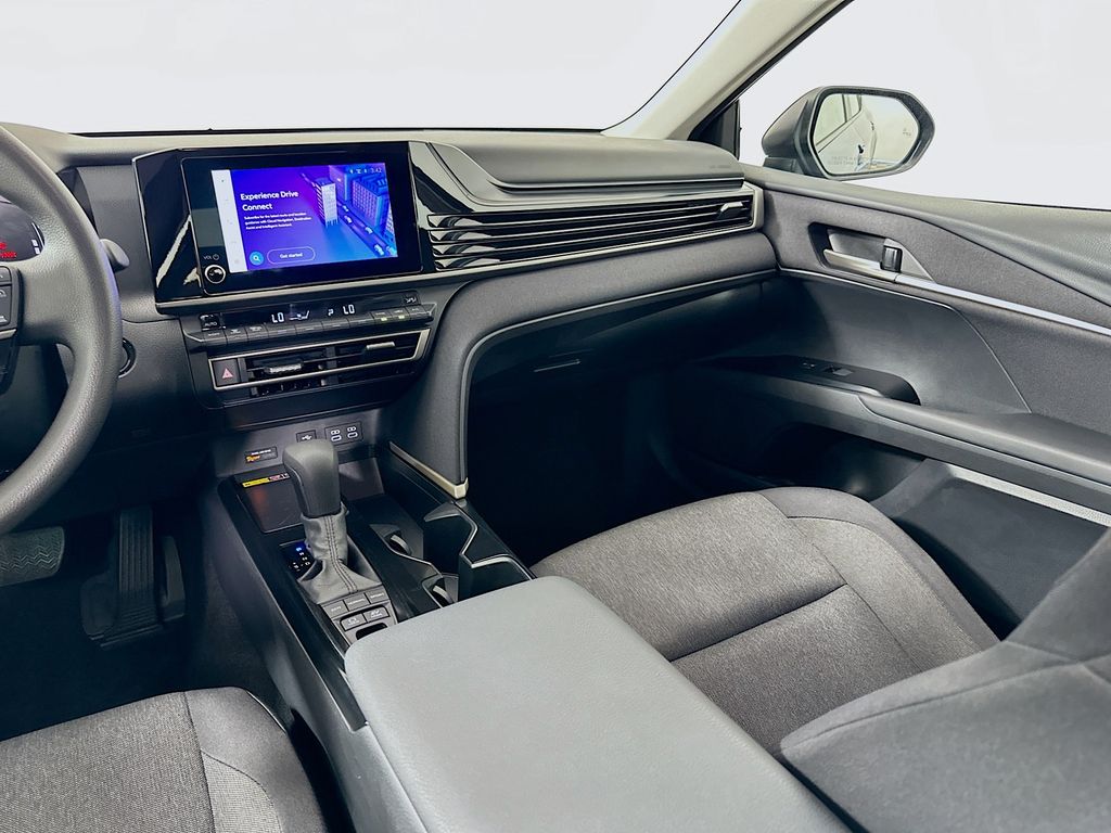 Thumbnail: 2025 Toyota Camry - 23