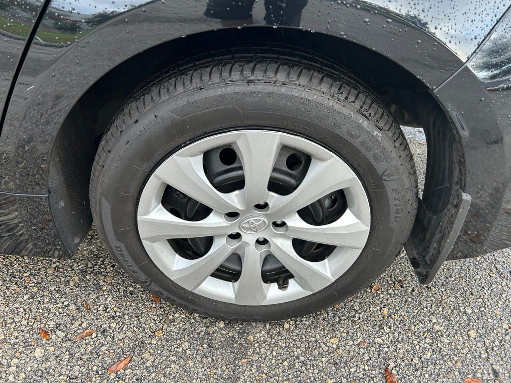 Thumbnail: 2024 Toyota Corolla - 9