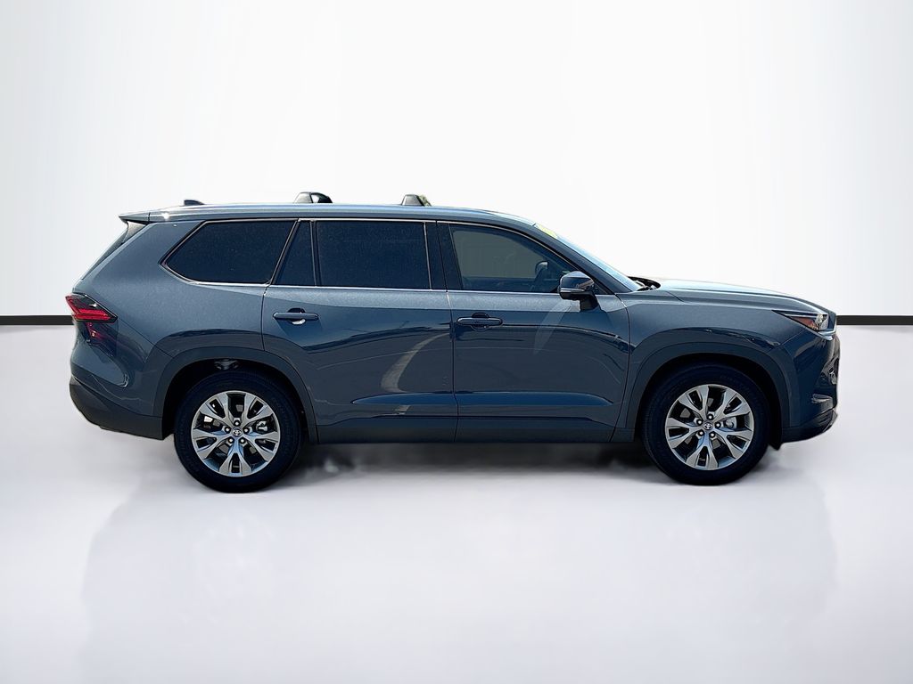 Thumbnail: 2025 Toyota Grand Highlander - 4