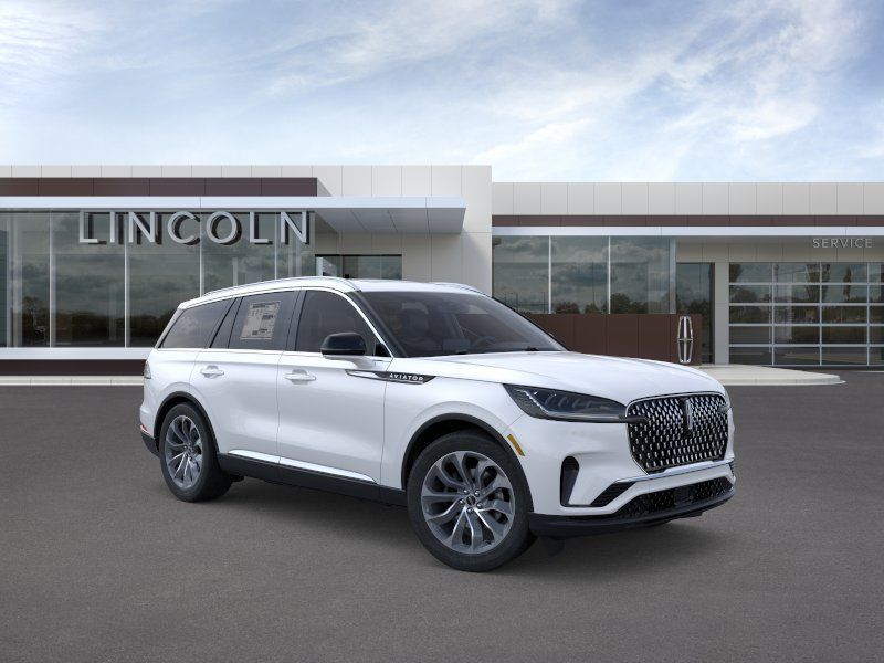 New 2026 White Lincoln Reserve image 7