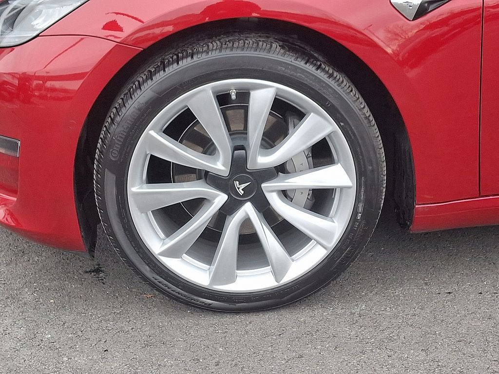 Thumbnail: 2019 Tesla Model 3 - 8