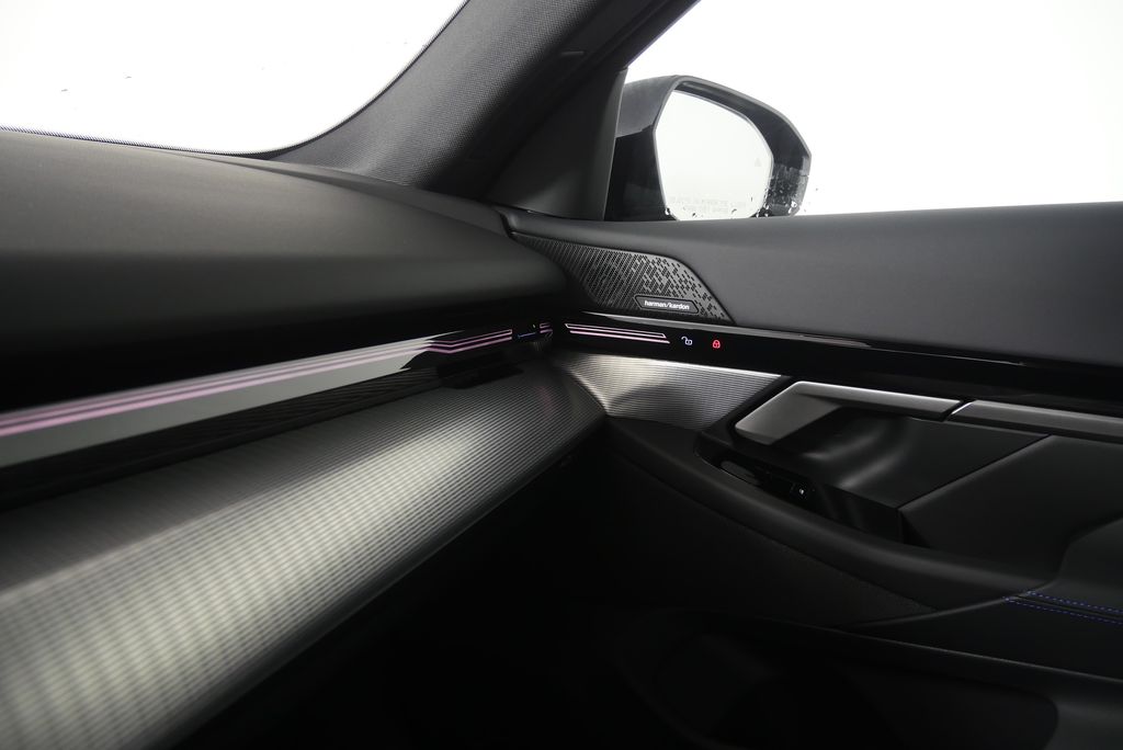 Thumbnail: 2026 BMW 5 Series - 26