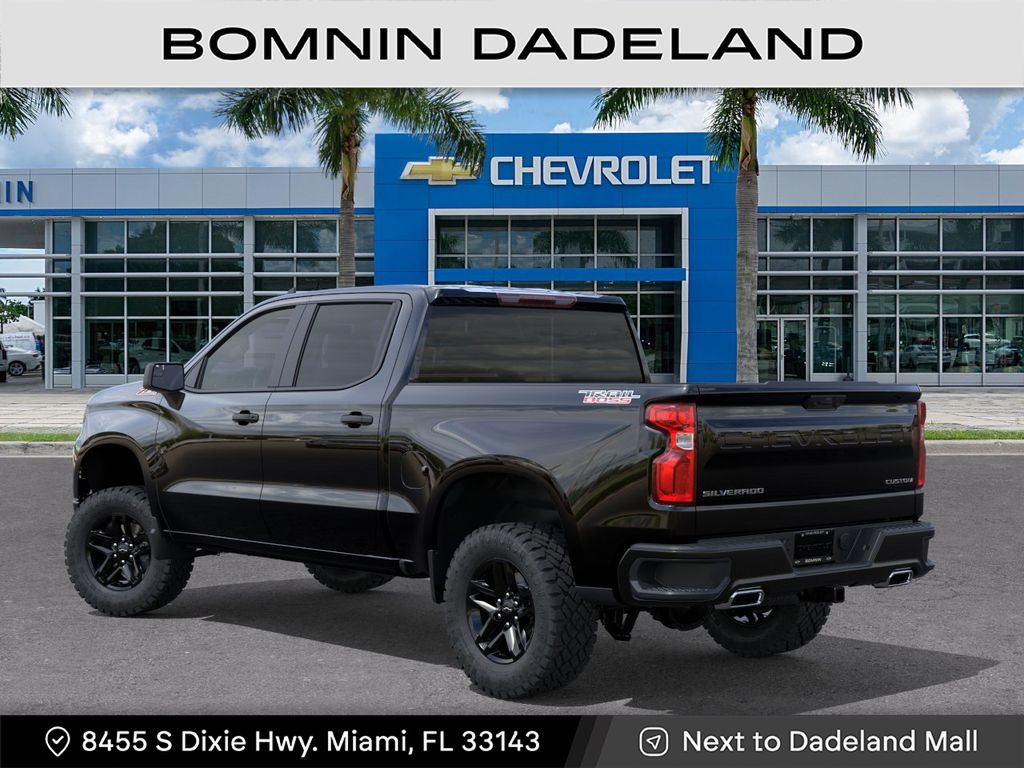 View vehicle photo 4