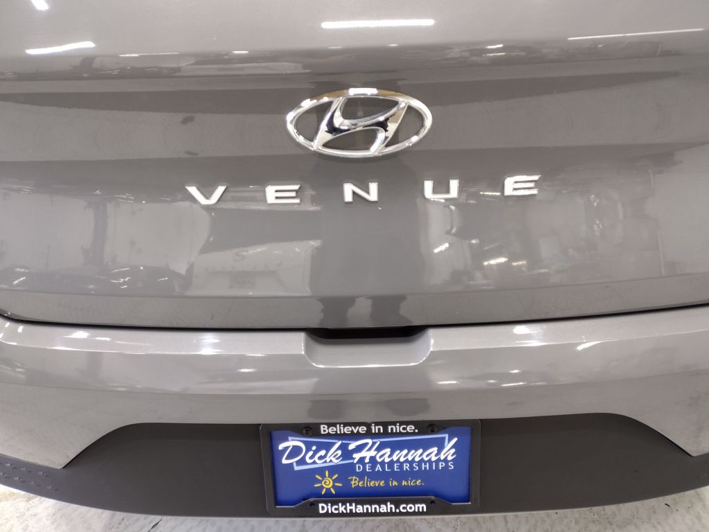 2023 Hyundai Venue SE