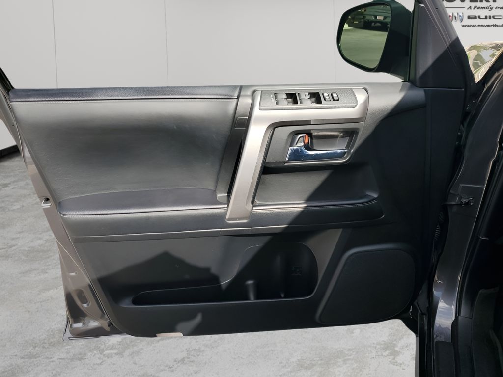 Used Car 2020 Toyota 4runner  Sr5 Premium For Sale Under $40,000 In Austin, Texas