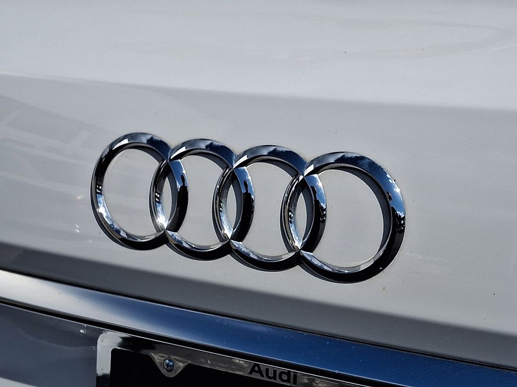 Thumbnail: 2023 Audi Q7 - 26