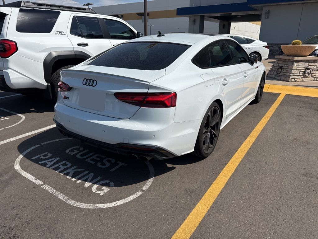 Thumbnail: 2022 Audi S5 - 4
