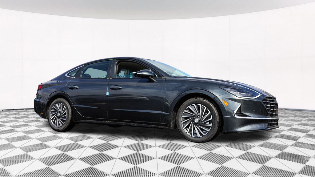 2023 Hyundai Sonata Hybrid Limited 13