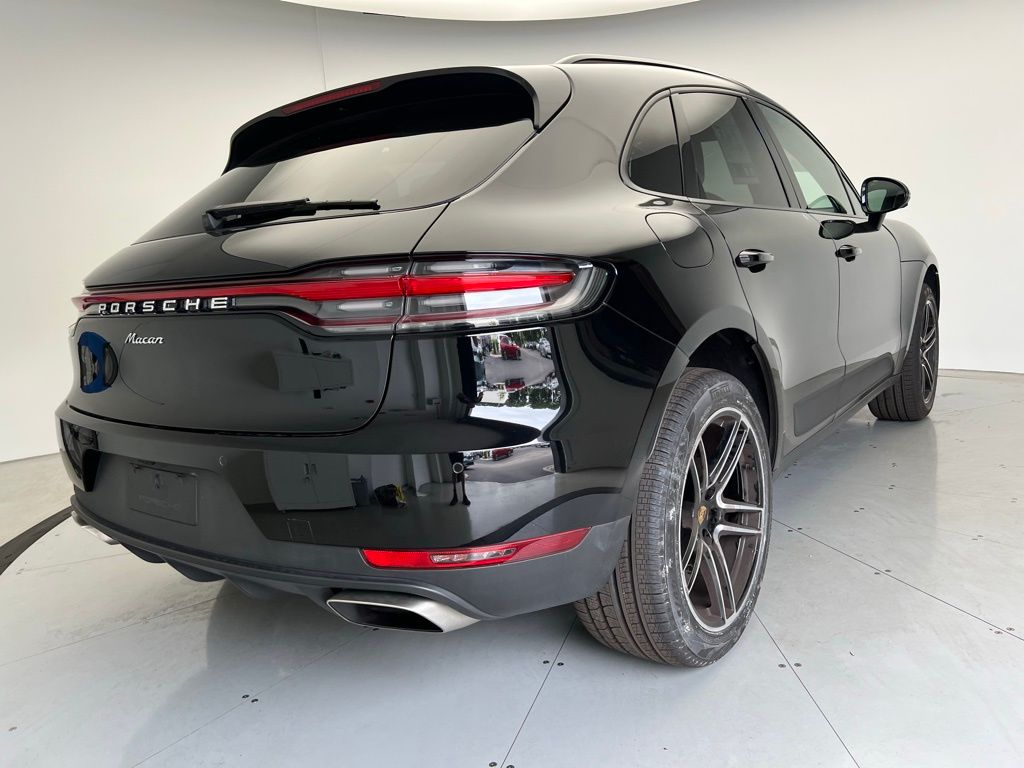 Thumbnail: 2021 Porsche Macan - 22