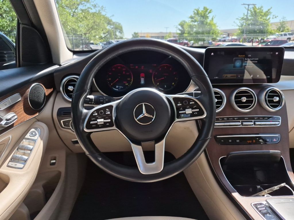 Used Car 2022 Mercedes-benz Glc  Glc 300 For Sale Under $35,000 In Austin, Texas