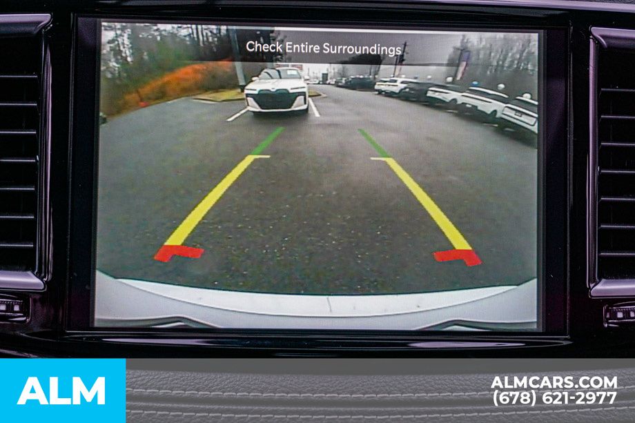 Used 2025 White Chrysler Limited image 46