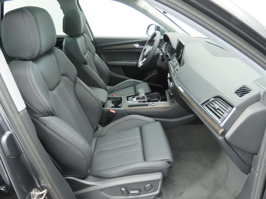 2025 Audi Q5 e Premium Plus 21