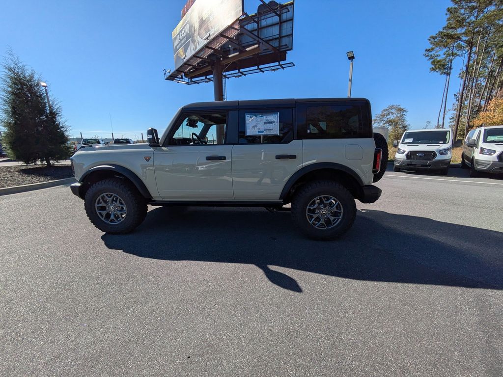 2025 Ford Bronco Badlands
