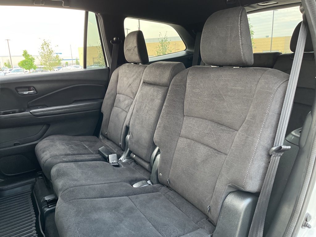 2022 Honda Pilot Sport 26