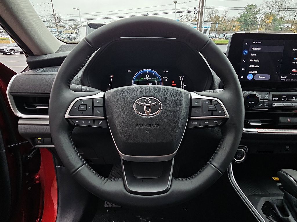 Thumbnail: 2026 Toyota Grand Highlander - 14