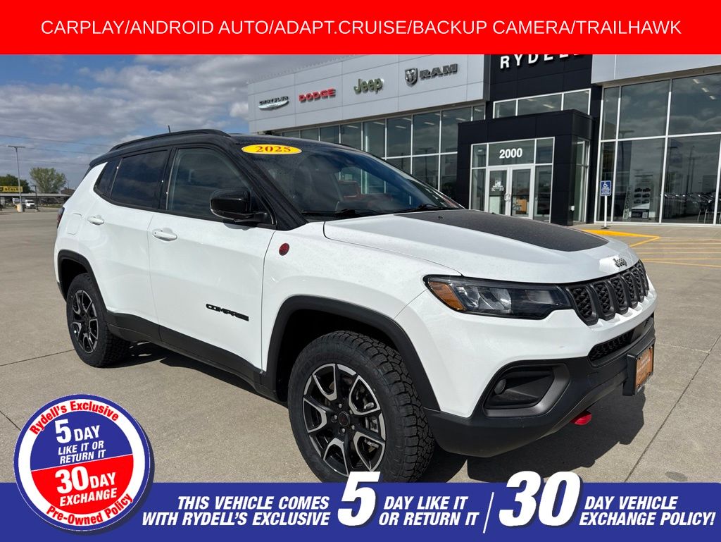 Bright White Clearcoat 2025 Jeep Compass SUV / Crossover Four-Wheel Drive 8-Speed Automatic