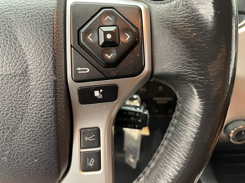 Thumbnail: 2018 Toyota Tundra - 23