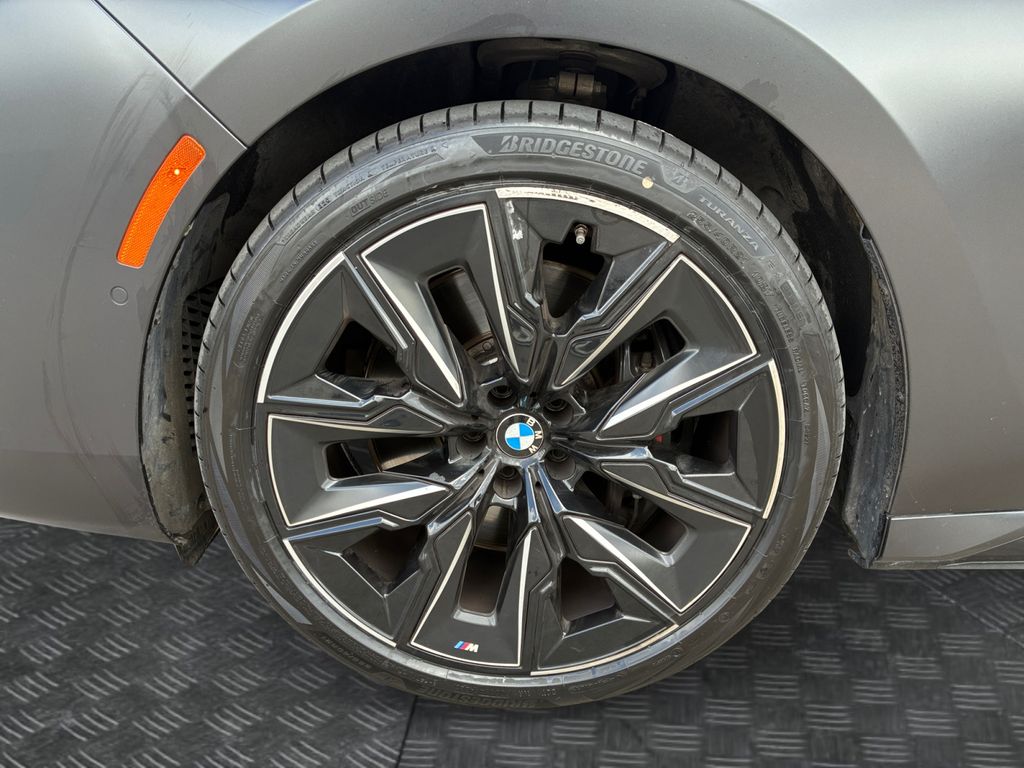 Used Car 2023 Bmw 7 Series  760i Xdrive For Sale Under $80,000 In Austin, Texas