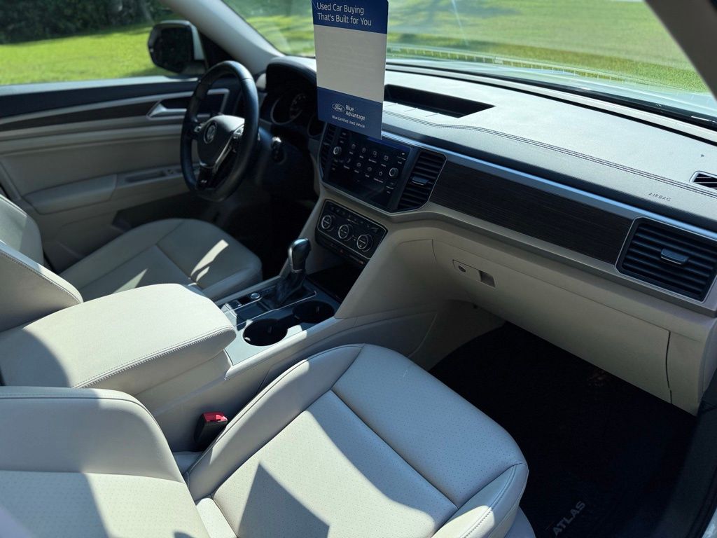 2019 Volkswagen Atlas V6 SE R-Line
