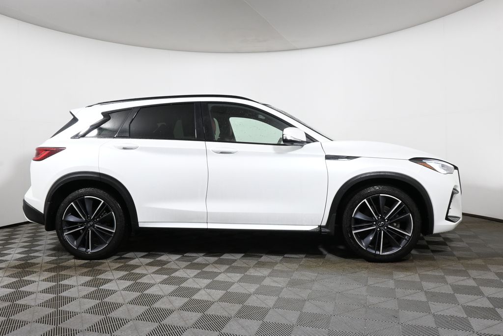 Thumbnail: 2025 INFINITI QX50 - 8