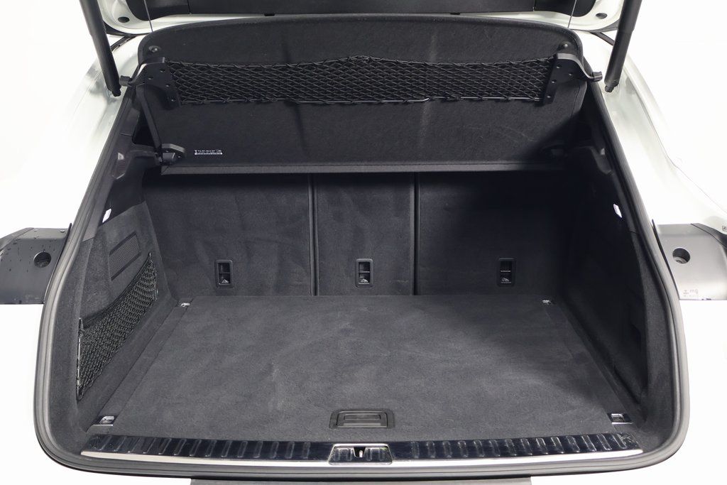 Thumbnail: 2020 Porsche  - 14