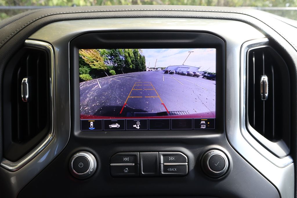 Thumbnail: 2023 Chevrolet Silverado 2500 - 19