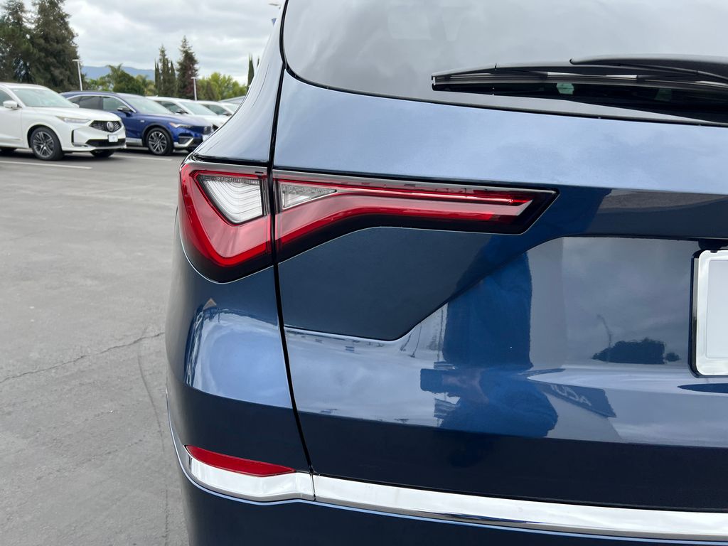 Thumbnail: 2025 Acura MDX - 10