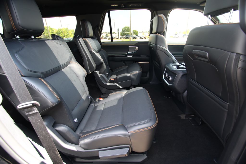 Used 2025 Ford Expedition SUV