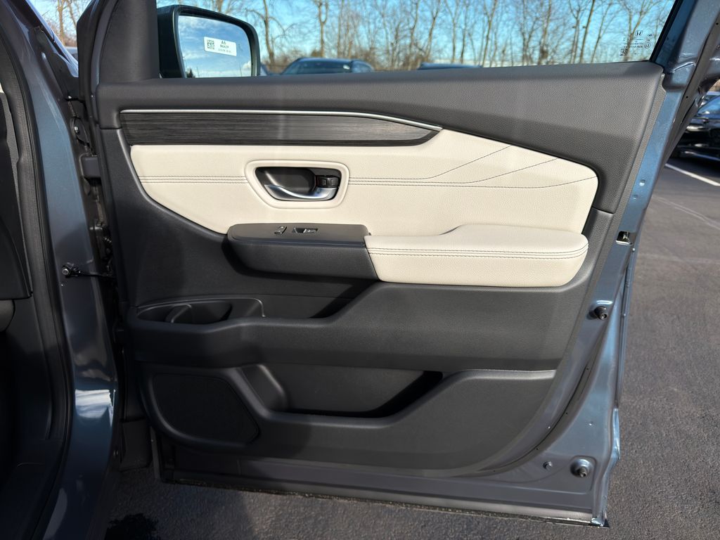 Thumbnail: 2026 Honda Pilot - 27