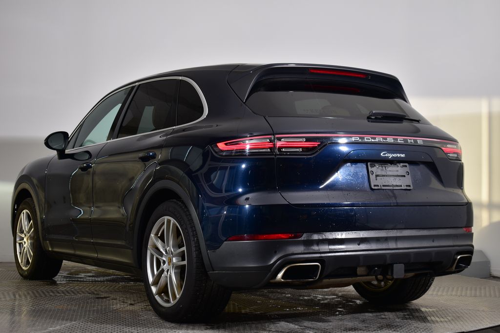 2019 Porsche Cayenne Base 2