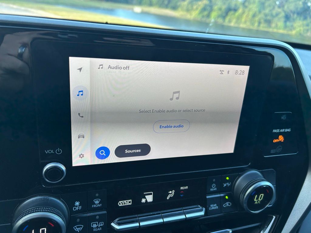 Thumbnail: 2023 Toyota Highlander - 23