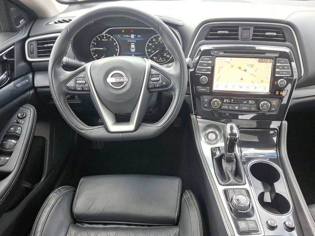 2023 Nissan Maxima Platinum 12