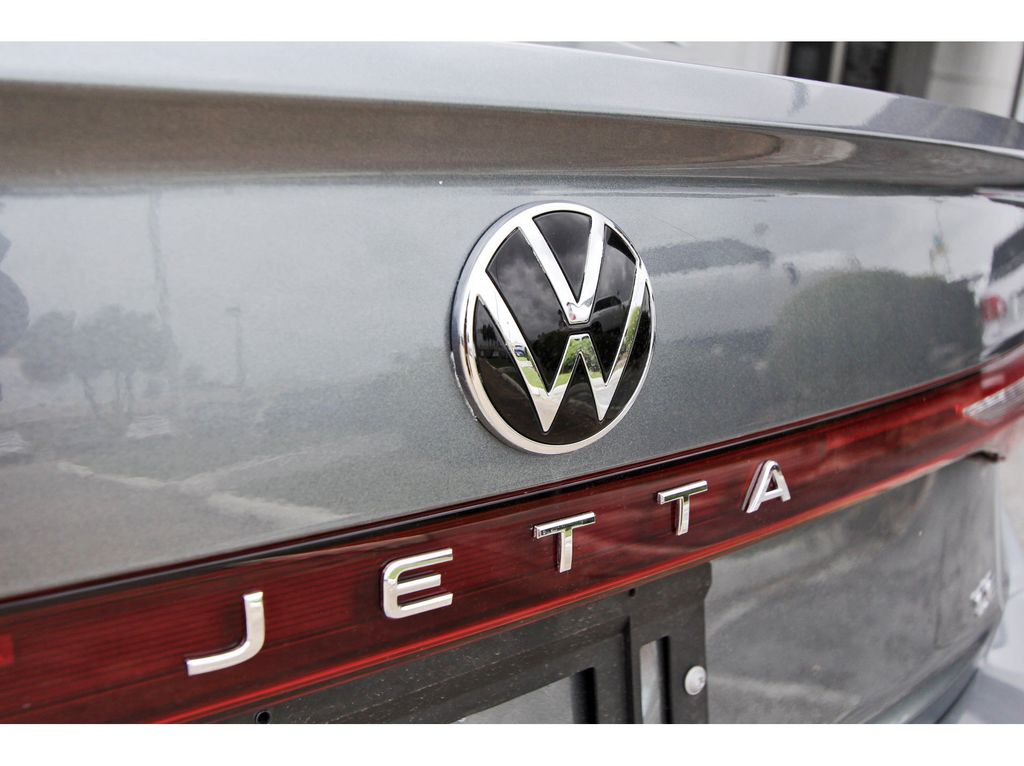 2025 Volkswagen Jetta 1.5T SE Gray at Community Toyota