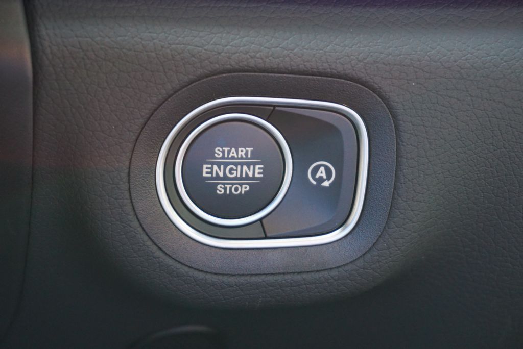 Thumbnail: 2026 Mercedes-Benz GLE - 30