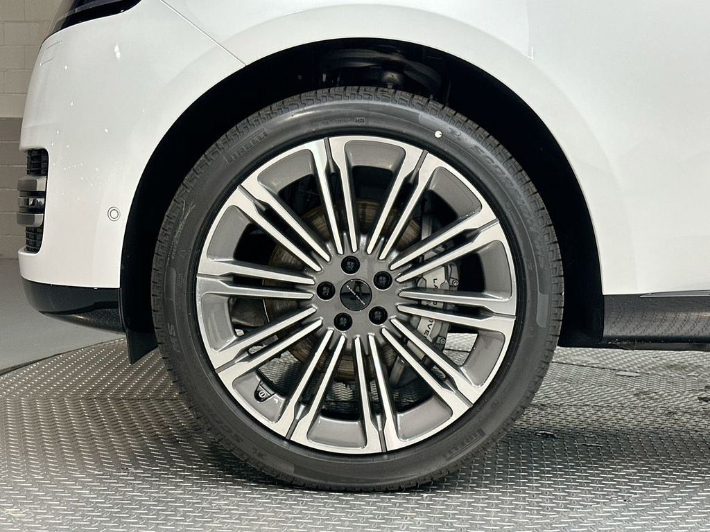 Thumbnail: 2026 Land Rover Range Rover - 13