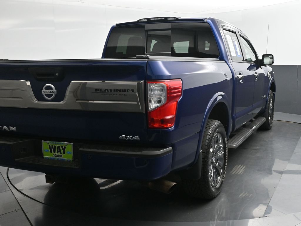 2017 Nissan Titan Platinum Reserve