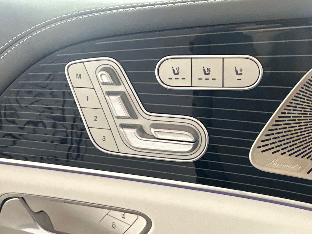 2022 Obsidian Black Mercedes-Benz GLS Maybach GLS 600 AWD SUV