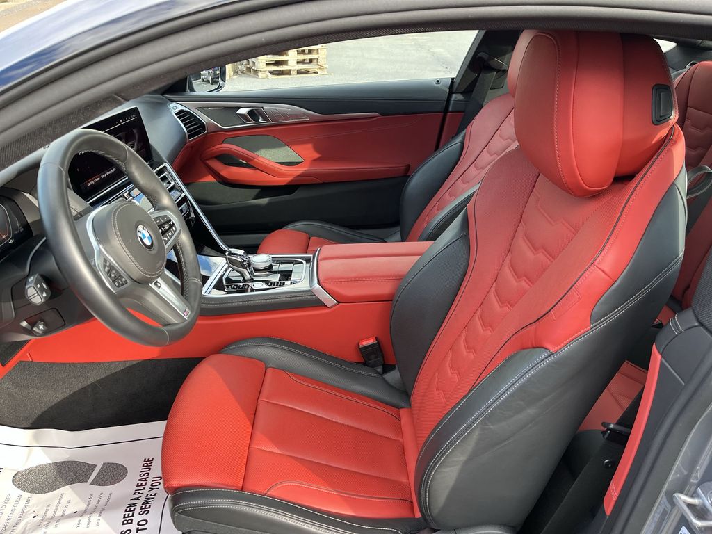 Thumbnail: 2023 BMW 8 Series - 11