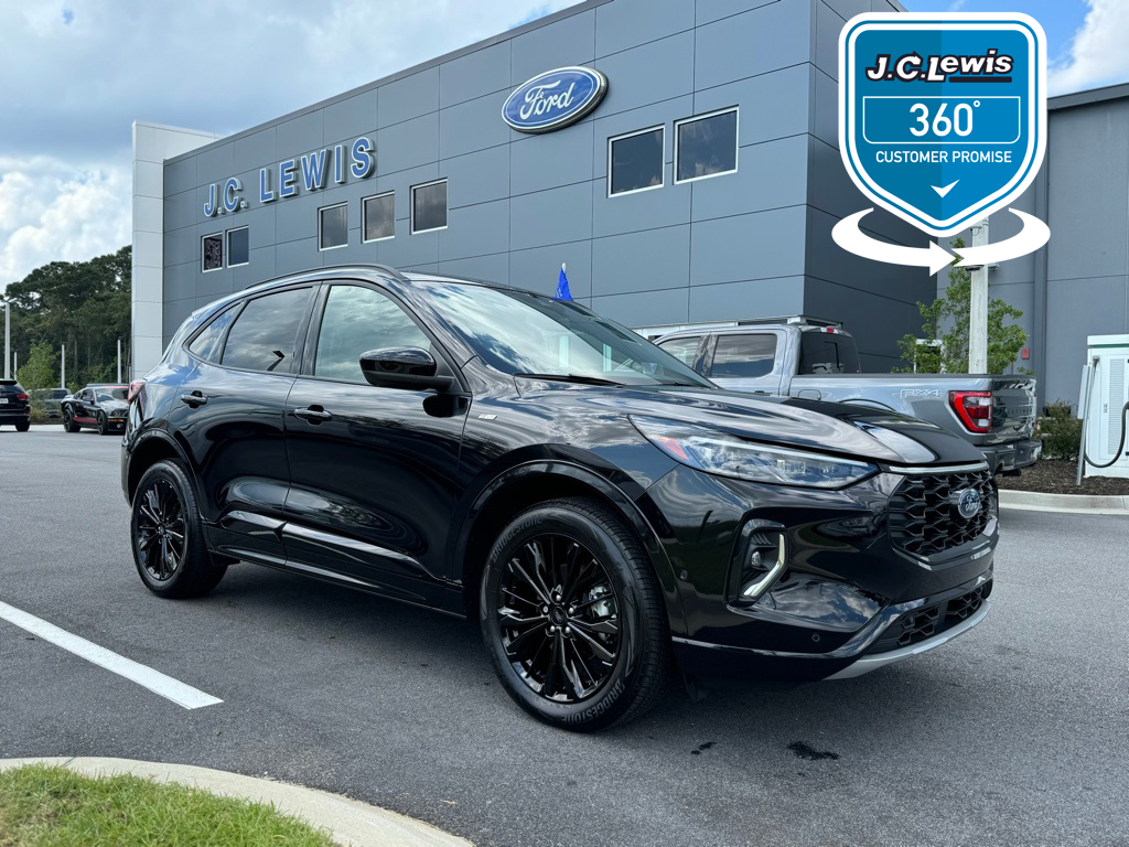 2023 Ford Escape ST-Line Elite