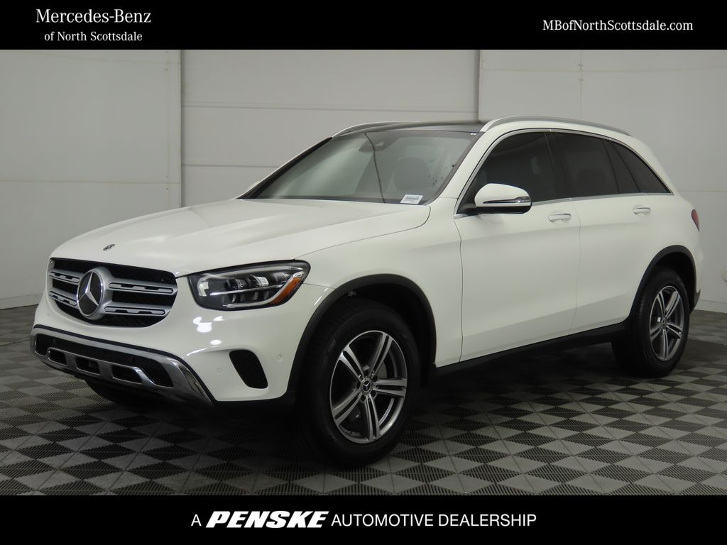 2022 Mercedes-Benz GLC 300 Hero Image