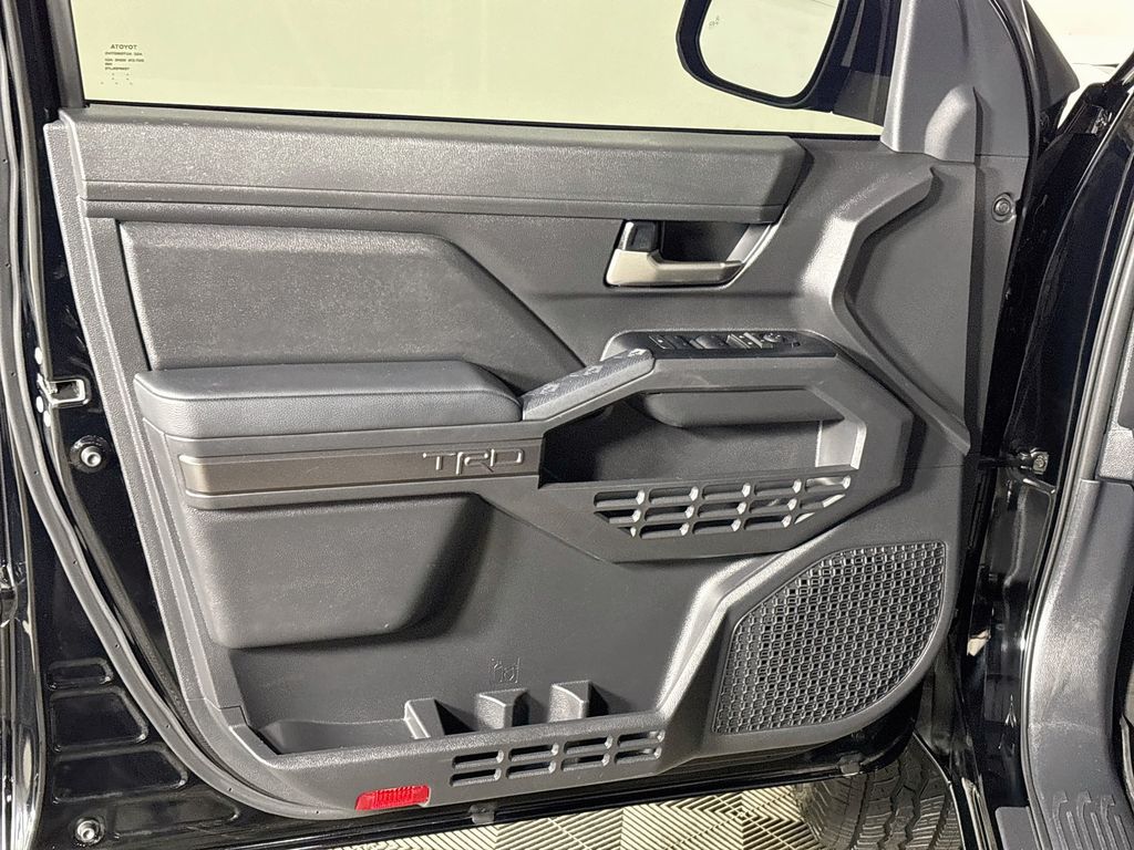 2025 Toyota Tacoma Hybrid TRD Off Road