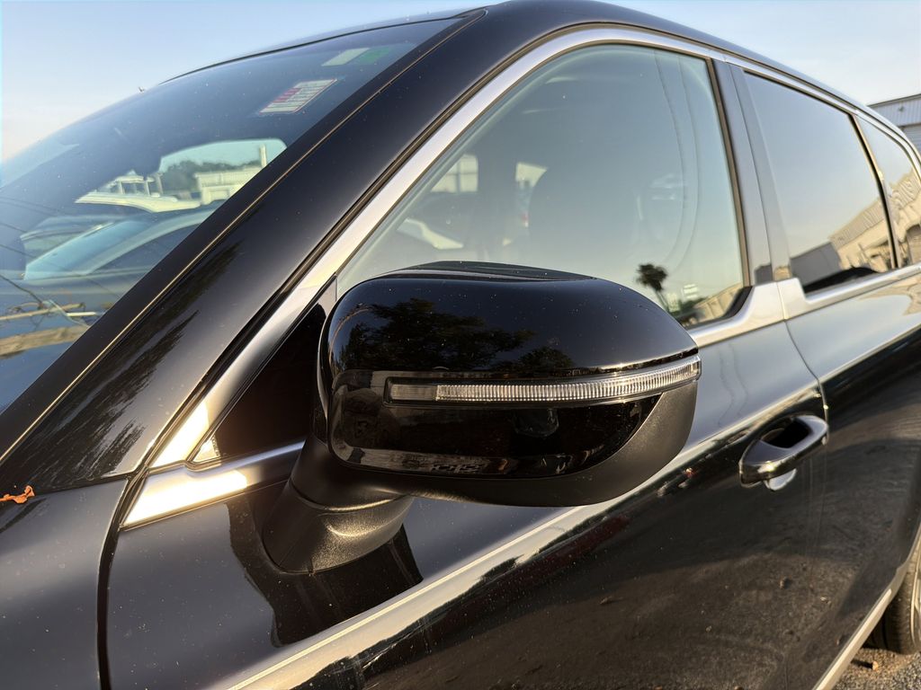 used 2025 Kia Telluride car, priced at $32,291