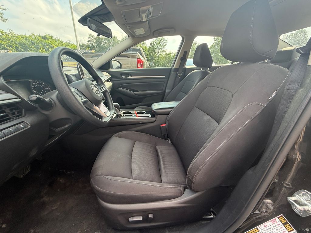 2023 Nissan Altima 2.5 SV Black at Luther Ford