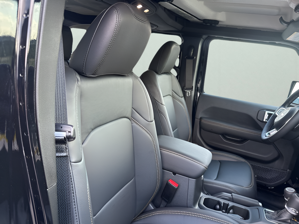 New Car 2025 Jeep Wrangler  Sahara For Sale In Austin, Texas