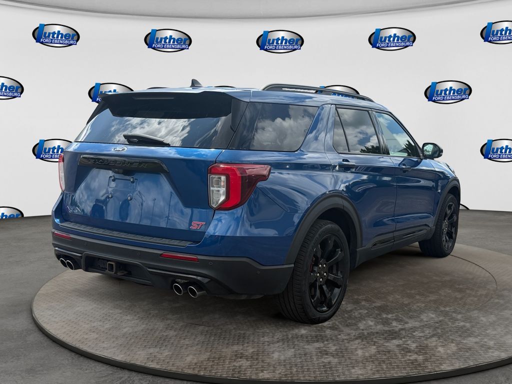 2022 Ford Explorer ST - 4