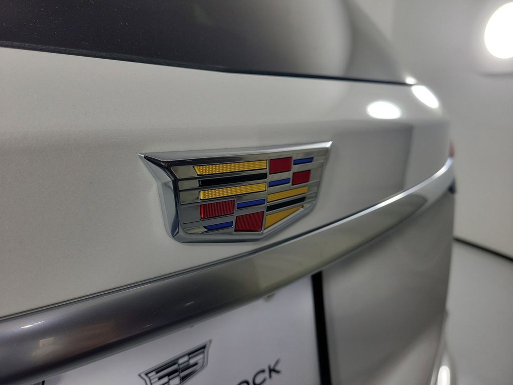 2024 Cadillac XT6 Premium Luxury - 5