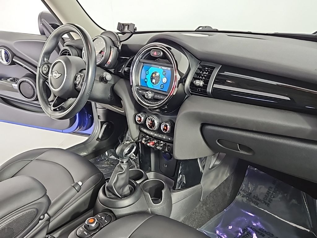 Thumbnail: 2019 MINI Cooper - 13