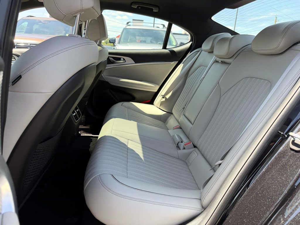Used 2023 Genesis G70 Sedan