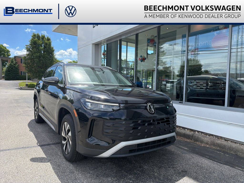 Black Pearl 2025 Volkswagen Tiguan SUV / Crossover All-Wheel Drive 8-Speed Automatic
