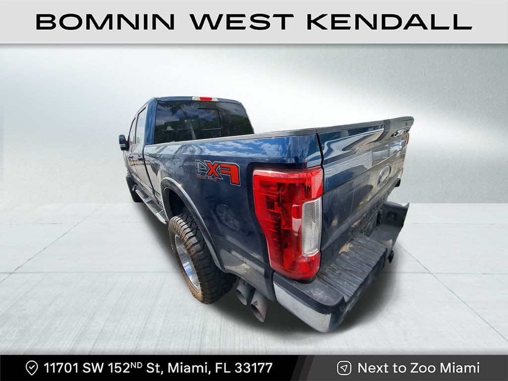 2018 Ford F-250SD Lariat photo